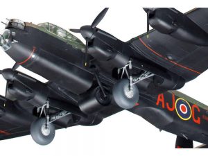 โมเดลเครื่องบินทิ้งระเบิด Avro Lancaster B Mk.III Dambu​​ster 1/48