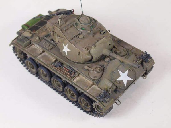 โมเดลรถถัง ทบ. M24 CHAFFEE US Light Tank 1/35