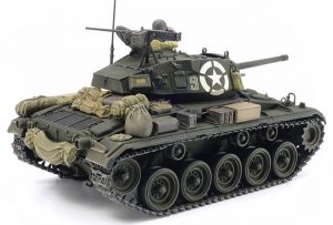 โมเดลทามิย่า 37020 US Light Tank M24 Chaffee