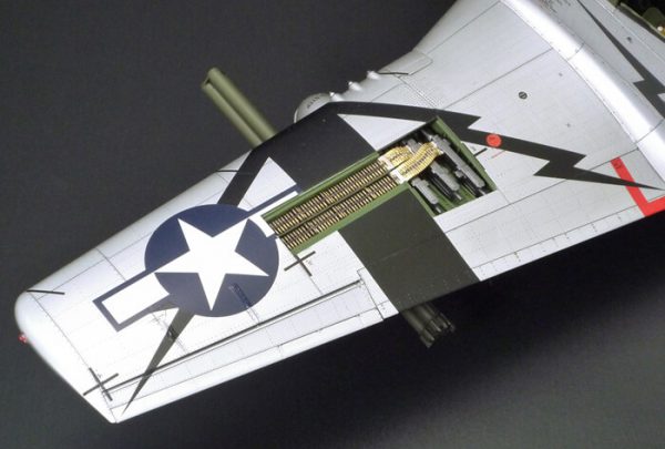 โมเดลเครื่องบินพี 51 ดี มัสแตง P-51D/K Mustang Pacific 1/32