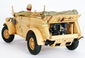 โมเดลรถทหาร German Kubelwagen Type82 Africa Corps 1/16