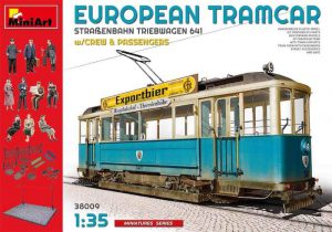 โมเดลรถไฟพร้อมฉากคน EUROPEAN TRAMCAR w/CREW & PASSENGERS 1:35