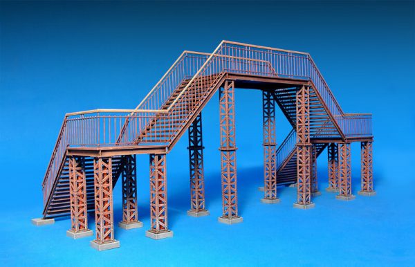 This kit contains unassembled and unpainted model of a pidestrian bridge.