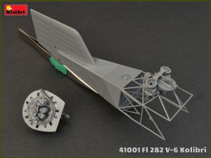 Kit contains 185 parts for assembling models of helicopter Fl 282 V-6 KOLIBRI in 1/35 scale. HIGHLY DETAILED MODEL TOTAL PARTS COUNT OF 185 173 PLASTIC PARTS 12 PHOTOETCHED PARTS DECAL SHEETS FOR 4 VARIANTS
