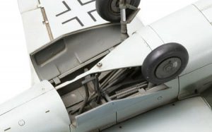 โมเดลเครื่องบิน TAMIYA TA61097 Heinkel He 162 A2 Salamander 1/48