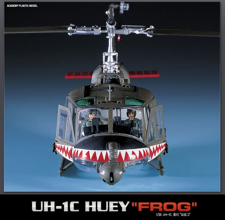 เฮลิคอปเตอร์ ACADEMY 12112 U.S.ARMY UH-1C " FROG "1/35