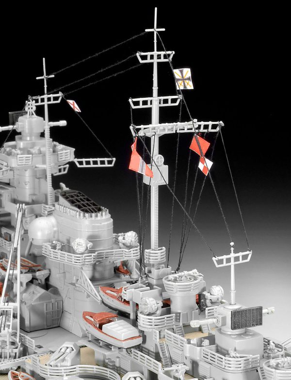 โมเดลเรือบิสมาร์ค REVELL Battleship BISMARCK 1/350