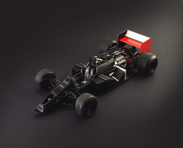 โมเดลรถแข่ง ITALERI McLaren MP4 2C 1/12