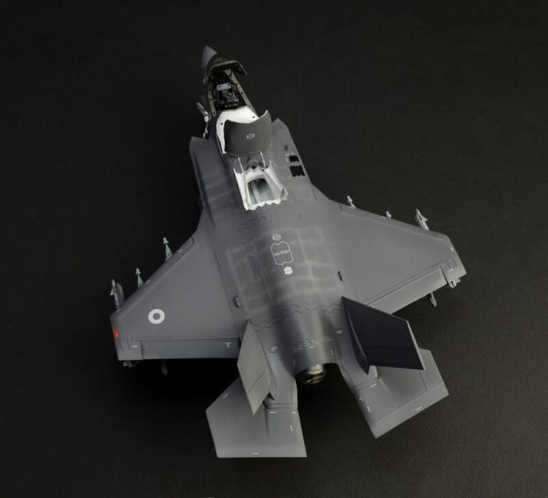 โมเดลเครื่องบิน Italeri 2810 F-35 B Lightning II 1/48 f35b